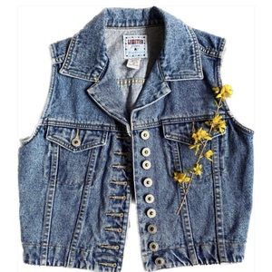 Cropped vintage denim vest